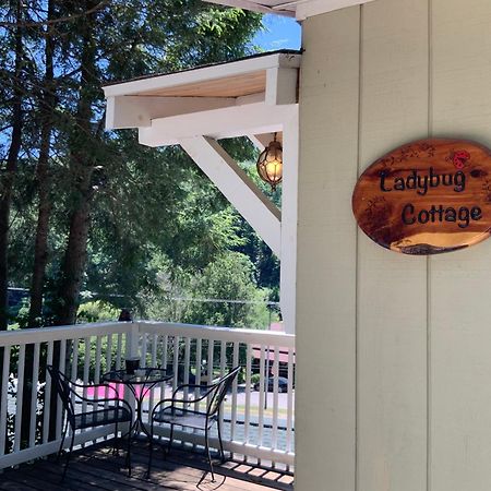 The Chimney Rock Inn & Cottages Экстерьер фото
