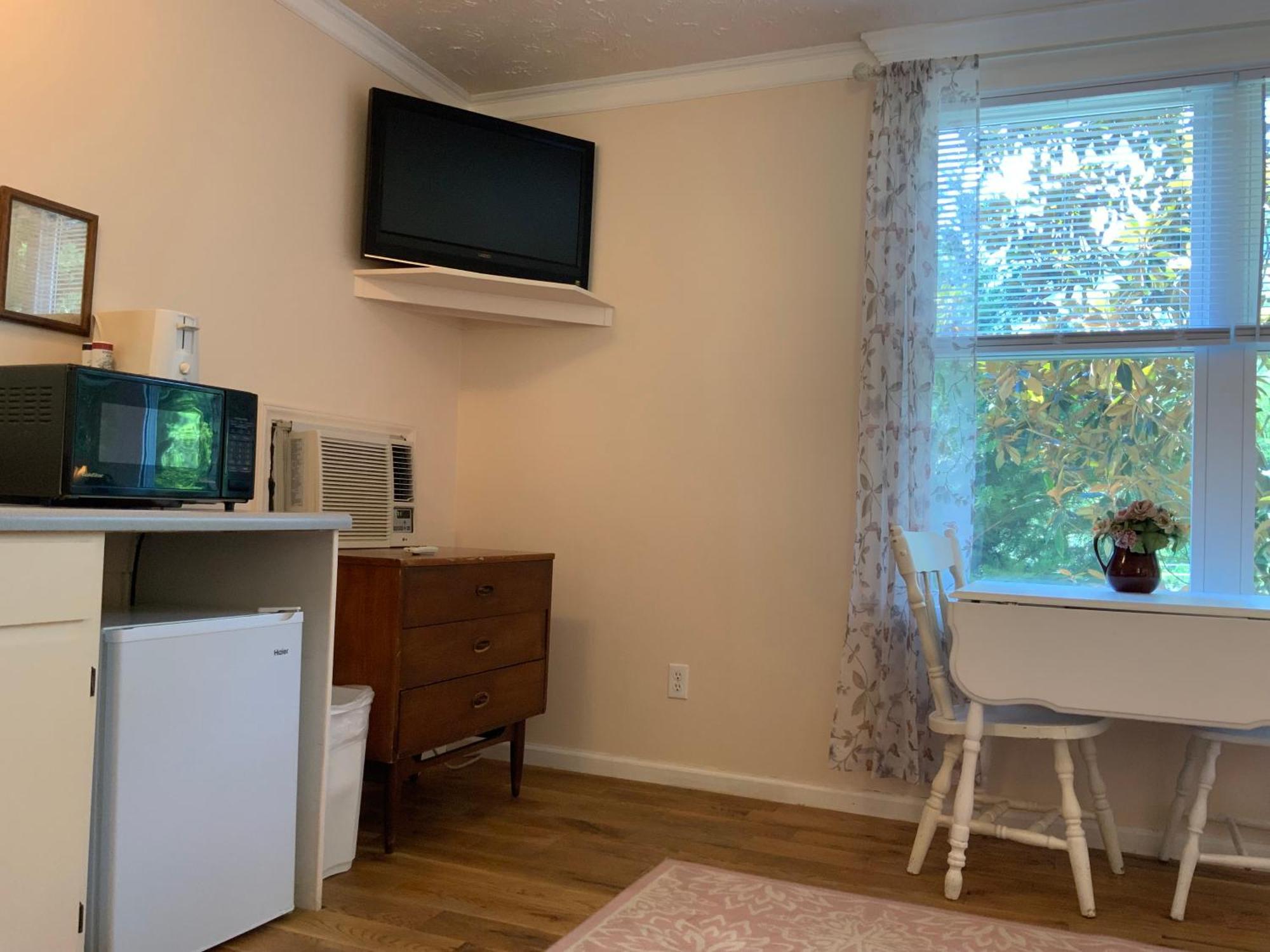 The Chimney Rock Inn & Cottages Экстерьер фото