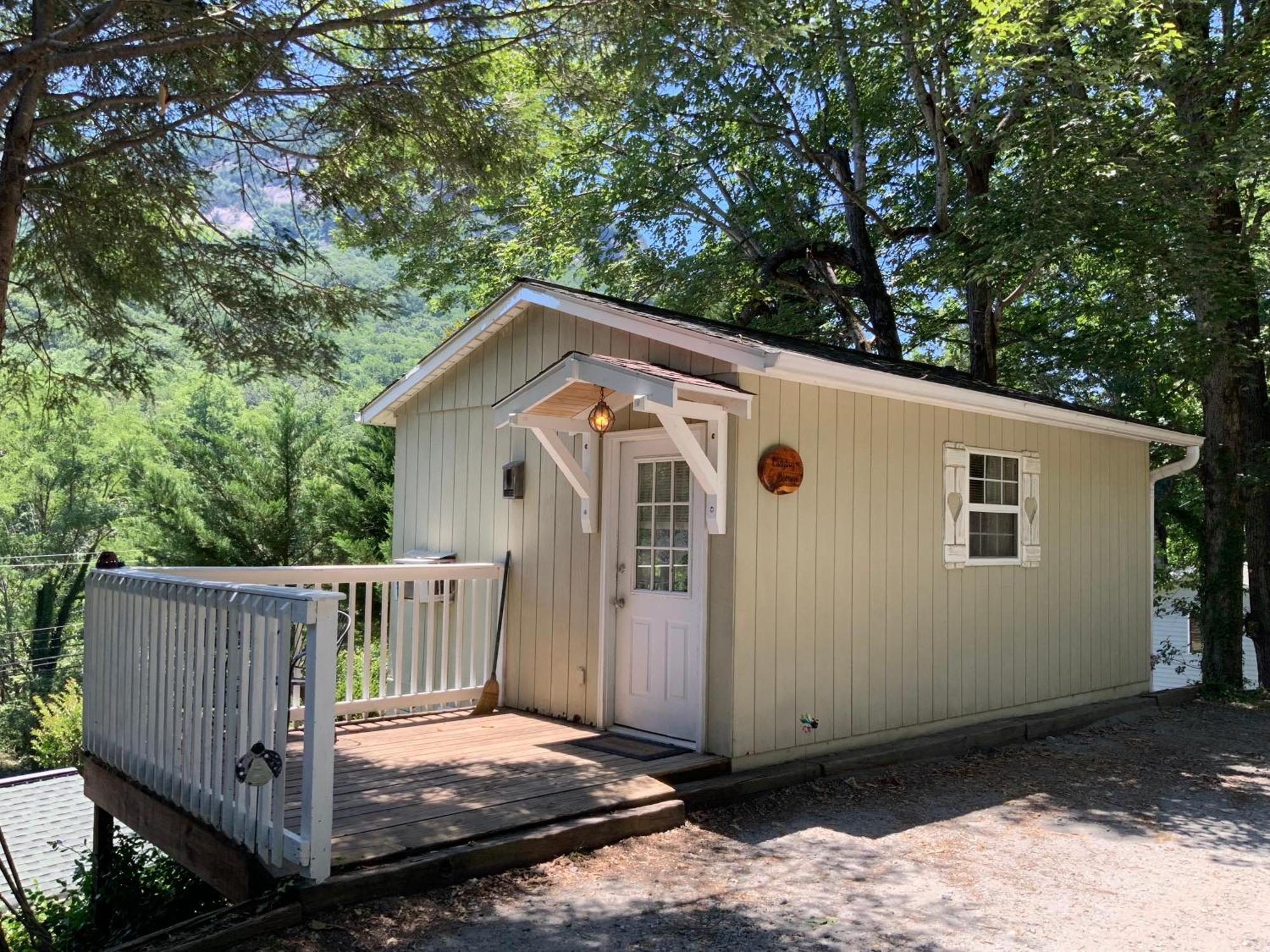 The Chimney Rock Inn & Cottages Экстерьер фото