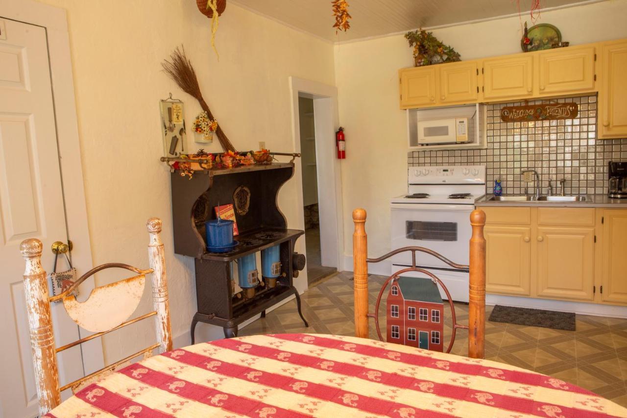 The Chimney Rock Inn & Cottages Экстерьер фото