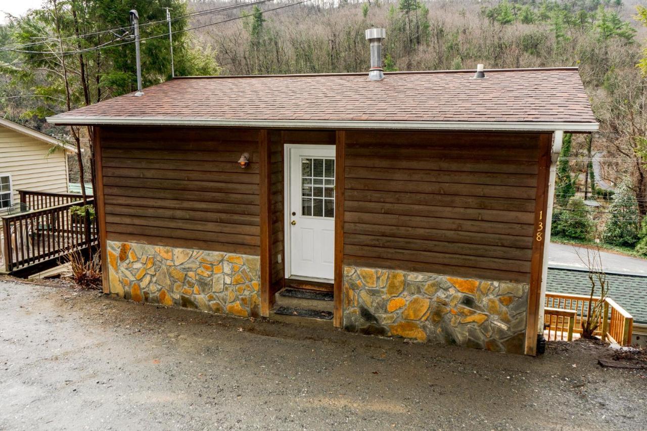 The Chimney Rock Inn & Cottages Экстерьер фото