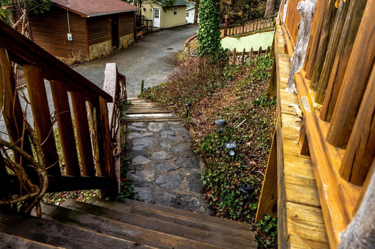 The Chimney Rock Inn & Cottages Экстерьер фото