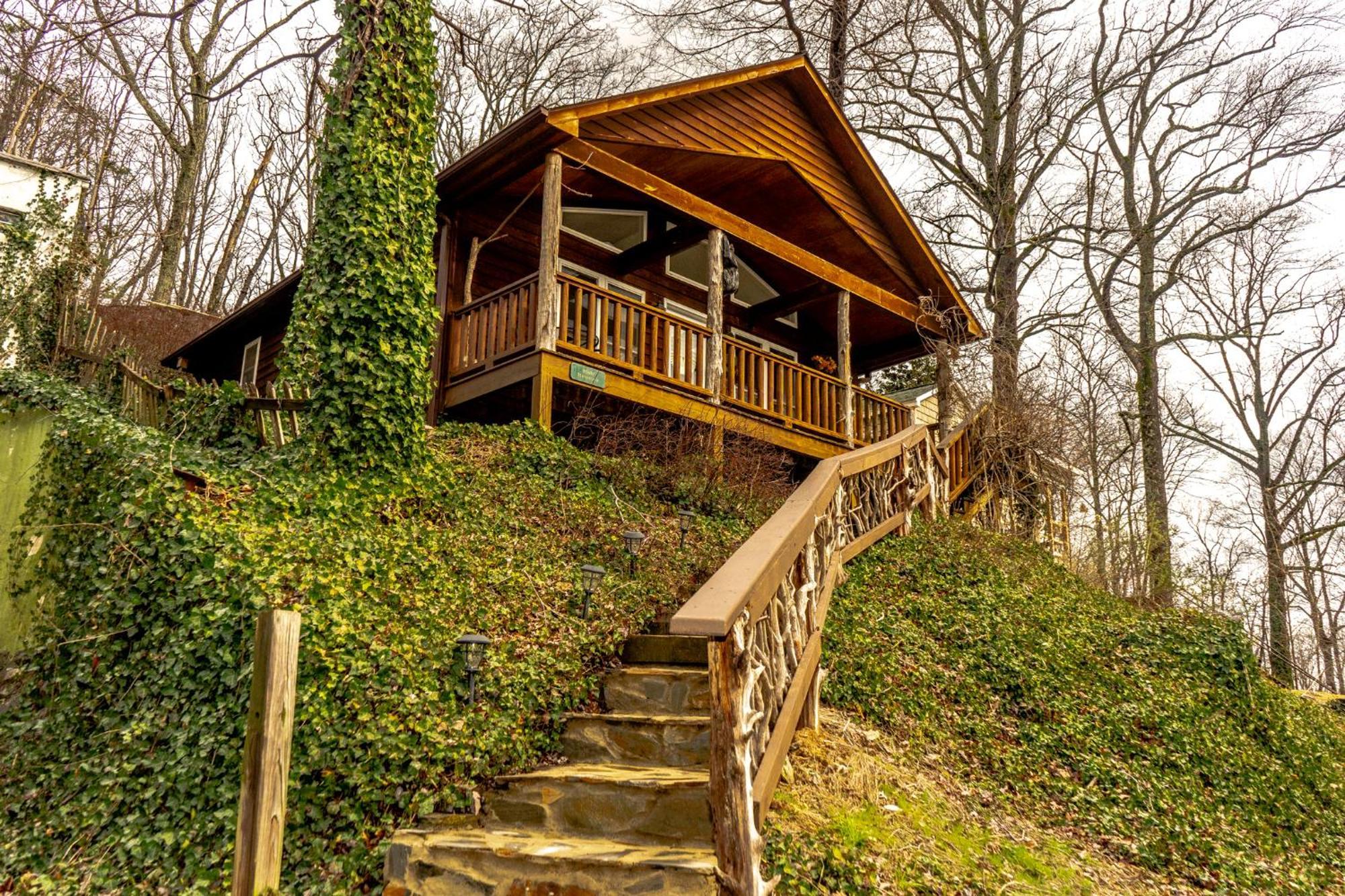 The Chimney Rock Inn & Cottages Экстерьер фото